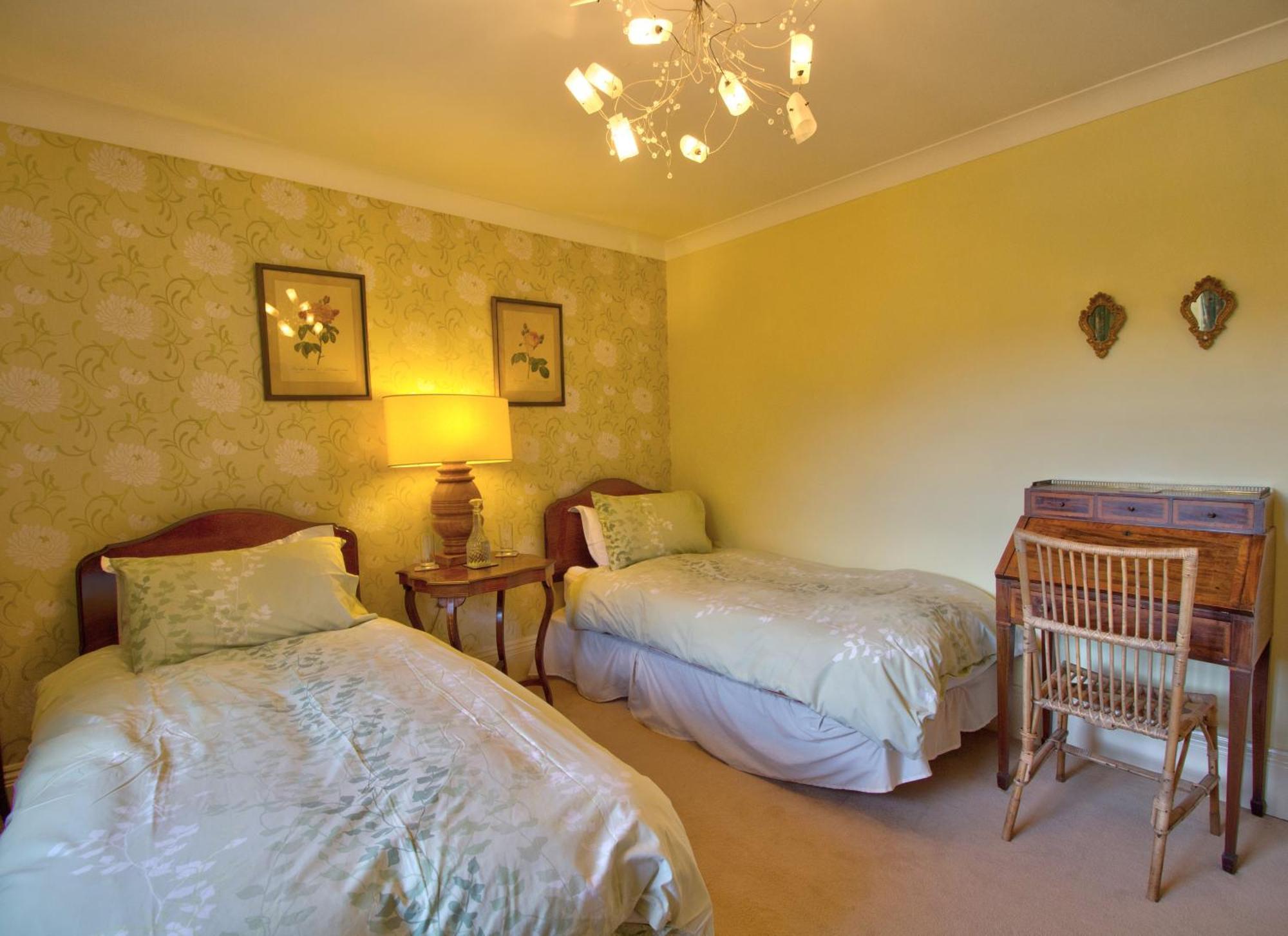 West Compton Manor Bed & Breakfast Maiden Newton Eksteriør bilde